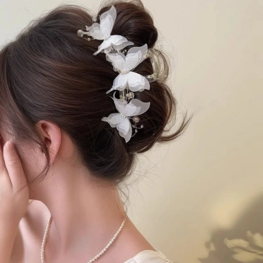 Kẹp tóc ngọc trai hình bướm đa năng - Phụ nữ thanh lịch, giá chỉ 34.617