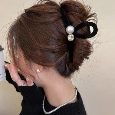 Kẹp tóc nhung đính ngọc đá 13cm phong cách Hàn dễ thương giá 75.000đ 4 Kẹp tóc nhung đính ngọc đá 13cm phong cách Hàn dễ thương giá 75.000đ 4
