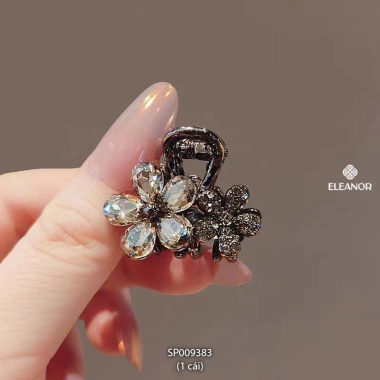 Kẹp tóc nữ càng cua Eleanor Accessories đính đá mái mini - Giá ưu đãi 34.900₫