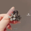 Kẹp tóc nữ càng cua Eleanor Accessories đính đá mái mini - Giá ưu đãi 34.900₫ 10