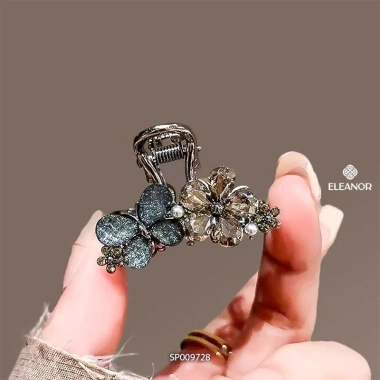Kẹp tóc nữ càng cua Eleanor Accessories hồ điệp hoa đính đá phụ kiện tóc mái 50.800₫