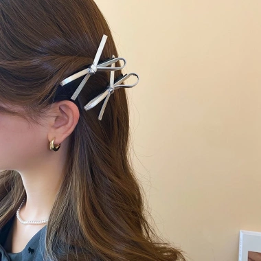 Kẹp Tóc Nữ Mix Charm Sang Trọng, Cá Tính – Giá 27.000đ, Dễ Phối Mọi Outfit