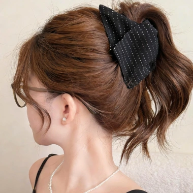 Kẹp tóc tam giác chấm bi vải - Đuôi ngựa cao lãng mạn, giảm giá, chỉ 39.600₫