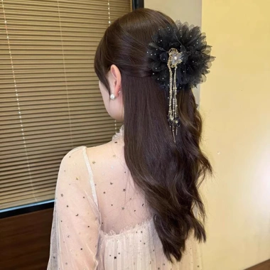 Kẹp tóc tua rua hoa mẫu đơn - Phù hợp nửa lên, đuôi ngựa, giảm giá 42.900đ 3 Kẹp tóc tua rua hoa mẫu đơn - Phù hợp nửa lên, đuôi ngựa, giảm giá 42.900đ 3