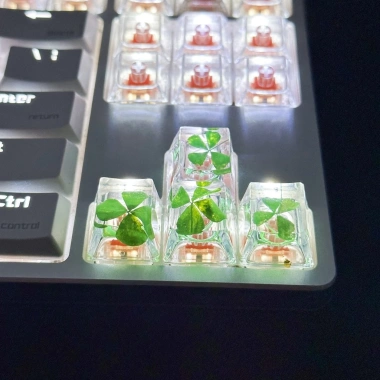 Keycap Resin Cỏ Bốn Lá May Mắn Handmade - Nghệ Thuật KCAP World of Keycaps 192k
