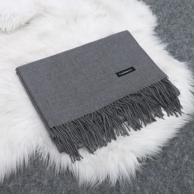 Khăn choàng cashmere mềm mịn, chất đẹp - Giá gốc 49.314 VND, giảm còn 40.755 VND 3 Khăn choàng cashmere mềm mịn, chất đẹp - Giá gốc 49.314 VND, giảm còn 40.755 VND 3