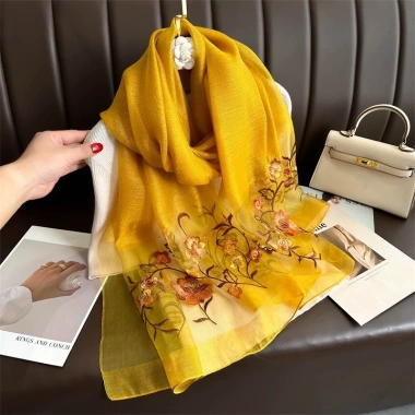 Khăn Choàng Cổ Lụa Cao Cấp Tơ Tằm Thêu Tay Họa Tiết Sang Trọng Giá 247k