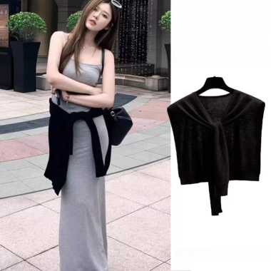 Khăn choàng dệt kim sọc đen trắng nữ - Phụ kiện thời trang, giá chỉ 66.250 VND 2 Khăn choàng dệt kim sọc đen trắng nữ - Phụ kiện thời trang, giá chỉ 66.250 VND 2
