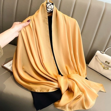 Khăn choàng lụa cao cấp 180x85cm màu trơn, bản to sang trọng, mềm mại, bóng nhẹ 2 Khăn choàng lụa cao cấp 180x85cm màu trơn, bản to sang trọng, mềm mại, bóng nhẹ 2