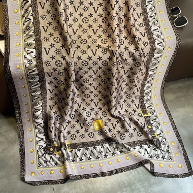 Khăn choàng lụa cao cấp họa tiết chữ V 180x90cm sang trọng siêu mềm mại giá ưu đãi 88.000đ
