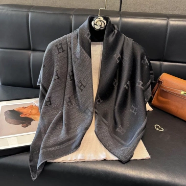 Khăn choàng Lụa Cotton Tencel 90x90cm Khannu KH25 - Họa tiết chữ H, giữ ấm cổ Thu Đông, giảm còn 145.000₫ 7 Khăn choàng Lụa Cotton Tencel 90x90cm Khannu KH25 - Họa tiết chữ H, giữ ấm cổ Thu Đông, giảm còn 145.000₫ 7