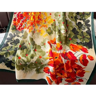 Khăn choàng lụa họa tiết hoa đa màu 180x90cm - Siêu mềm, sang trọng, giảm 18% 5 Khăn choàng lụa họa tiết hoa đa màu 180x90cm - Siêu mềm, sang trọng, giảm 18% 5