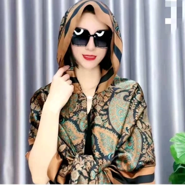 Khăn choàng nữ lụa satin cao cấp chống nắng, họa tiết tinh tế, khóa cài an toàn