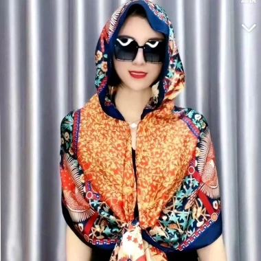 Khăn choàng nữ lụa satin cao cấp chống nắng, họa tiết tinh tế, khóa cài an toàn