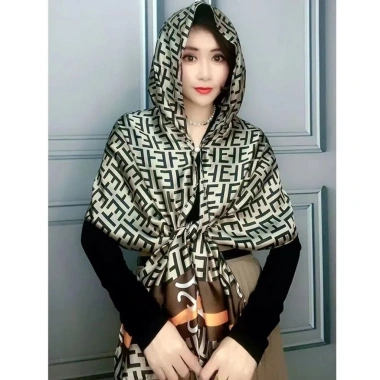 Khăn choàng nữ lụa satin cao cấp chống nắng, họa tiết tinh tế, khóa cài an toàn 9 Khăn choàng nữ lụa satin cao cấp chống nắng, họa tiết tinh tế, khóa cài an toàn 9