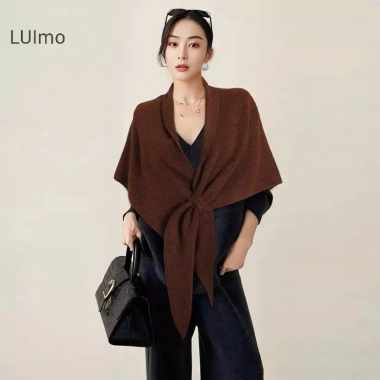 Khăn Choàng Tam Giác LUImo 2.025 - Áo Khoác Nhẹ Đa Năng, Thời Trang, Giá Ưu Đãi 135.792 VND