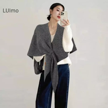 Khăn Choàng Tam Giác LUImo 2.025 - Áo Khoác Nhẹ Đa Năng, Thời Trang, Giá Ưu Đãi 135.792 VND 6 Khăn Choàng Tam Giác LUImo 2.025 - Áo Khoác Nhẹ Đa Năng, Thời Trang, Giá Ưu Đãi 135.792 VND 6