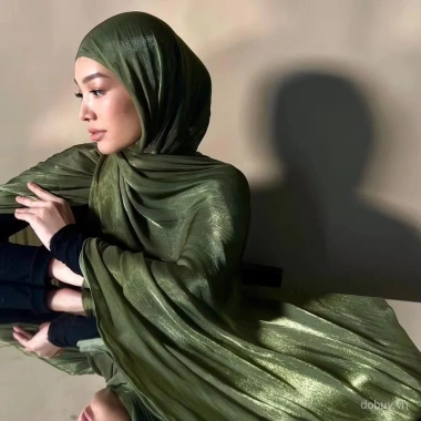 Khăn choàng thoáng khí mùa hè nữ thiết kế màu trơn, nhẹ mát, thời trang hijab, giá ưu đãi 236.501đ Khăn choàng thoáng khí mùa hè nữ thiết kế màu trơn, nhẹ mát, thời trang hijab, giá ưu đãi 236.501đ