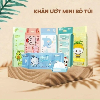 Khăn giấy ướt mini 8 gói - Túi bỏ túi du lịch tiện lợi, nhỏ gọn, chỉ 35.000đ