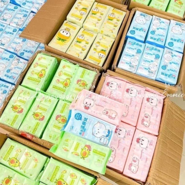 Khăn giấy ướt mini 8 gói x 8 tờ dày dặn, dai, tiện lợi, dễ bỏ túi, hình thú dễ thương, giá 18.990đ 3 Khăn giấy ướt mini 8 gói x 8 tờ dày dặn, dai, tiện lợi, dễ bỏ túi, hình thú dễ thương, giá 18.990đ 3