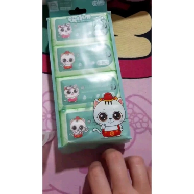 Khăn giấy ướt mini cute nhiều màu, bỏ túi tiện lợi – Giảm giá 23% chỉ 24.000₫