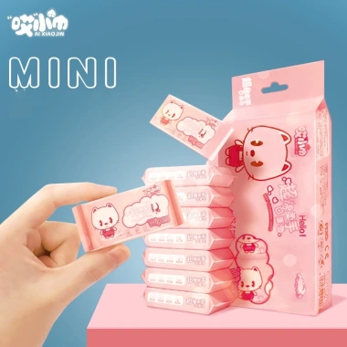 Khăn giấy ướt mini không mùi 1 bịc 8 gói - Hình dễ thương, bỏ túi, chỉ 52.900₫