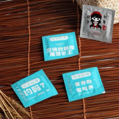 Khăn Giấy Ướt Troll Du Lịch Ăn Uống Nhỏ Gọn Tiện Lợi – Nhiều Hoạ Tiết, 48.000 VNĐ 9