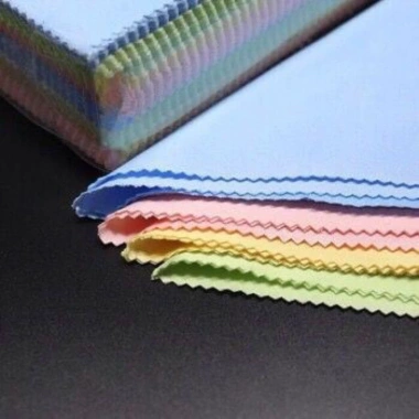 Khăn lau màn hình siêu mềm, vệ sinh điện thoại nhanh chỉ 9.000đ - Giá gốc 11.070đ