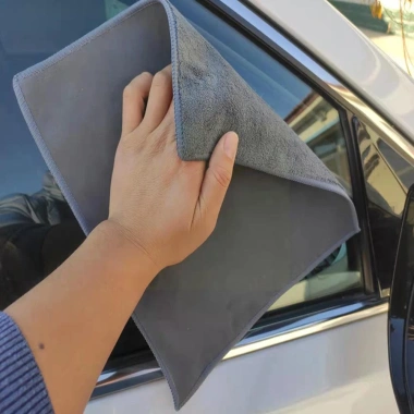 Khăn lau xe Microfiber mềm mịn, thấm hút tốt, giá 38.000đ, xe hơi, ô tô, xe máy