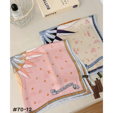 Khăn lụa 70x70 mã siu xinh, chất lụa mềm, full hình full màu – Giá 145.000 VND 2