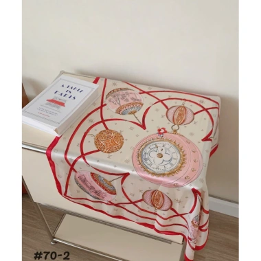 Khăn lụa 70x70 mã siu xinh, chất lụa mềm, full hình full màu – Giá 145.000 VND 7