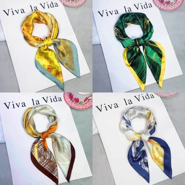 Khăn lụa vuông 70x70cm A108 - Đa chức năng, thời trang, ấm áp, giá chỉ 33.000đ