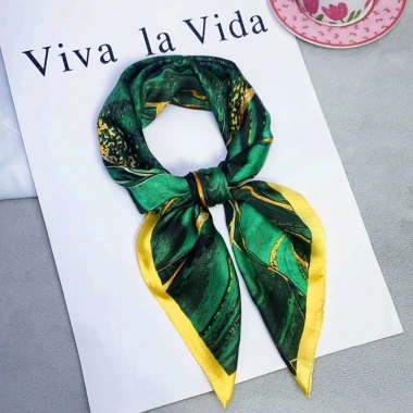 Khăn lụa vuông 70x70cm A108 - Đa chức năng, thời trang, ấm áp, giá chỉ 33.000đ 4
