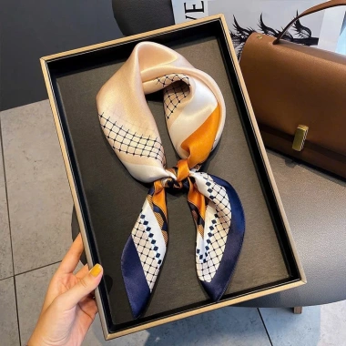 Khăn Lụa Vuông Cao Cấp 70x70 Fullbox Vintage Bandana Trùm Đầu Quàng Cổ Thắt Nơ Quấn Túi 150k 8 Khăn Lụa Vuông Cao Cấp 70x70 Fullbox Vintage Bandana Trùm Đầu Quàng Cổ Thắt Nơ Quấn Túi 150k 8