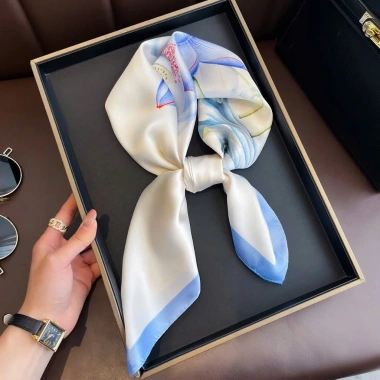 Khăn Lụa Vuông Cao Cấp 70x70 Fullbox Vintage Bandana Trùm Đầu Quàng Cổ Thắt Nơ Quấn Túi 150k 9 Khăn Lụa Vuông Cao Cấp 70x70 Fullbox Vintage Bandana Trùm Đầu Quàng Cổ Thắt Nơ Quấn Túi 150k 9