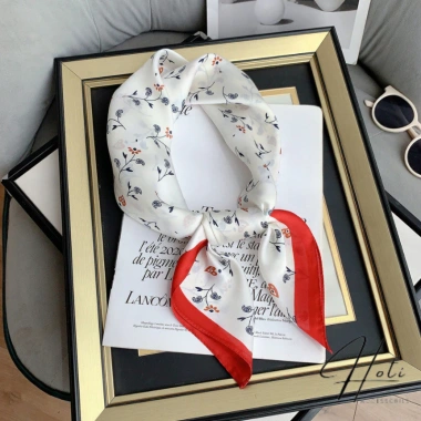 Khăn Lụa Vuông Caro Hoa 70x70 - Turban Quàng Cổ Dễ Dàng Phối Đồ HOTI KL141 Giá Ưu Đãi 418.500 VND