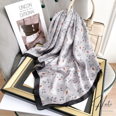 Khăn Lụa Vuông Caro Hoa 70x70 - Turban Quàng Cổ Dễ Dàng Phối Đồ HOTI KL141 Giá Ưu Đãi 418.500 VND 8 Khăn Lụa Vuông Caro Hoa 70x70 - Turban Quàng Cổ Dễ Dàng Phối Đồ HOTI KL141 Giá Ưu Đãi 418.500 VND 8