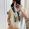 Khăn Lụa Vuông Nữ 70x70cm In Họa Tiết Thời Trang - Nhãn Hiệu - Giá ưu đãi 135k 6