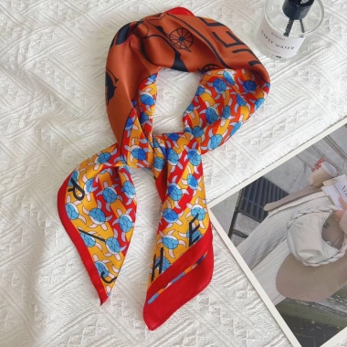 Khăn Quàng Cổ Lụa Vuông 70x70cm Họa Tiết - Tặng Túi Hộp, Giá 192.500 VND
