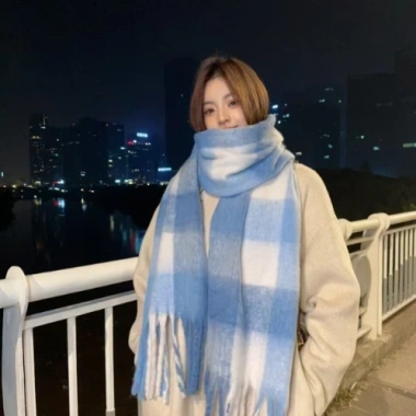Khăn quàng cổ nữ vintage Hàn Quốc mùa đông ấm áp, họa tiết caro đa màu thời thượng 19 Khăn quàng cổ nữ vintage Hàn Quốc mùa đông ấm áp, họa tiết caro đa màu thời thượng 19