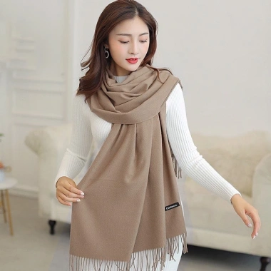 Khăn quàng cổ nữ vintage Hàn Quốc mùa đông ấm áp, họa tiết caro đa màu thời thượng 42 Khăn quàng cổ nữ vintage Hàn Quốc mùa đông ấm áp, họa tiết caro đa màu thời thượng 42