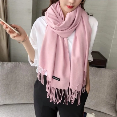 Khăn quàng cổ nữ vintage Hàn Quốc mùa đông ấm áp, họa tiết caro đa màu thời thượng 47 Khăn quàng cổ nữ vintage Hàn Quốc mùa đông ấm áp, họa tiết caro đa màu thời thượng 47