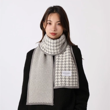 Khăn quàng cổ nữ vintage Hàn Quốc mùa đông ấm áp, họa tiết caro đa màu thời thượng 60 Khăn quàng cổ nữ vintage Hàn Quốc mùa đông ấm áp, họa tiết caro đa màu thời thượng 60