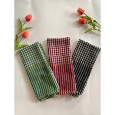 Khăn Rằn Nam Bộ Truyền Thống Dài Rộng - Phượt, Du Lịch, Chống Nắng, Giữ Ấm, Giá Ưu Đãi 29.000₫ 2 Khăn Rằn Nam Bộ Truyền Thống Dài Rộng - Phượt, Du Lịch, Chống Nắng, Giữ Ấm, Giá Ưu Đãi 29.000₫ 2