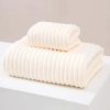Khăn tắm lớn microfiber 70x140cm siêu mềm, thấm hút tốt PAMPER cuộn to 36.000₫ 10