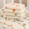 Khăn tắm muslin 2 lớp sợi tre BeeOn mềm mại cho bé sơ sinh, quấn và làm chăn 80x80 cm Uni Baby 3