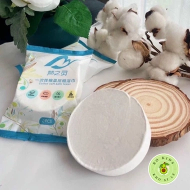 Khăn Tắm Viên Nén Du Lịch 70x140cm Màu Trắng - Cotton Dùng Một Lần Tiện Lợi Giá 16.240₫ 3 Khăn Tắm Viên Nén Du Lịch 70x140cm Màu Trắng - Cotton Dùng Một Lần Tiện Lợi Giá 16.240₫ 3