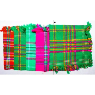 Khăn Thổ Cẩm Tây Bắc Kẻ Ô Vuông - Màu Sặc Sỡ, Giá 55.000đ, Độc Đáo Người Dân Tộc Khăn Thổ Cẩm Tây Bắc Kẻ Ô Vuông - Màu Sặc Sỡ, Giá 55.000đ, Độc Đáo Người Dân Tộc
