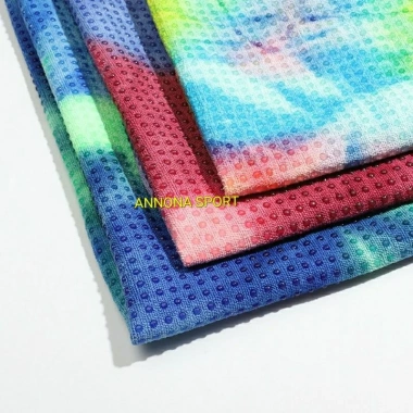 Khăn Trải Thảm Yoga Lót Silicon Chống Trượt - Siêu Mềm, Độ Bền Cao, Giá 319.000₫