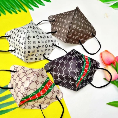 Khẩu Trang 3D Người Lớn Set 10/50 Cái - In Họa Tiết Nhẹ, Mỏng, Giá 22.000 VNĐ